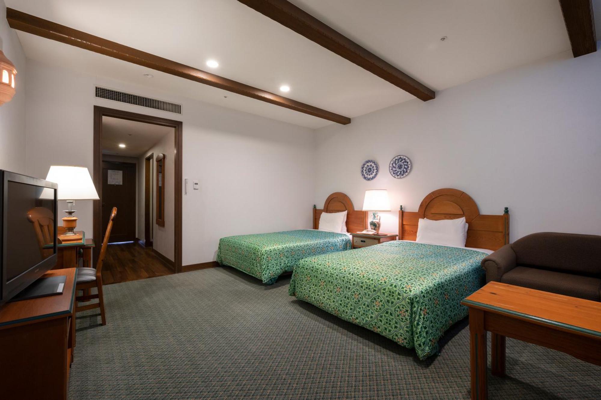 Hotel Shima Spain Mura Екстер'єр фото